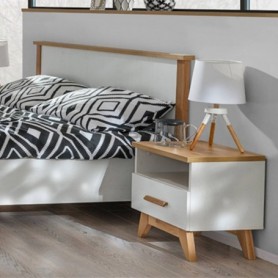 Mesa de Cabeceira Sven